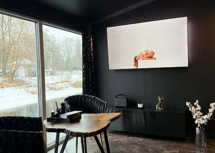 5 Na Wodzie Z Sauna- Barka * 皮拉