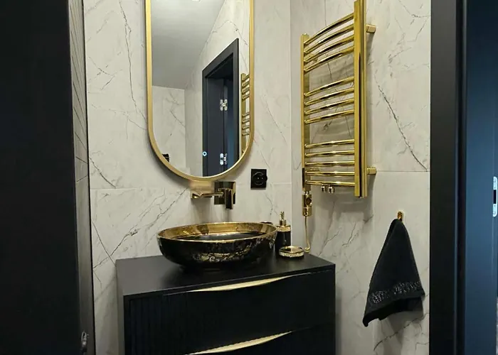 5 Na Wodzie Z Sauna- Barka 公寓